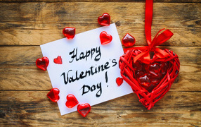 Красивое сердечко и открытка на День Святого Валентина 14 февраля