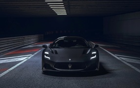Front view of the 2023 Maserati MC20 Notte Coupé