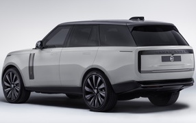SUV Range Rover SV Lansdowne Edition 2023 rear view