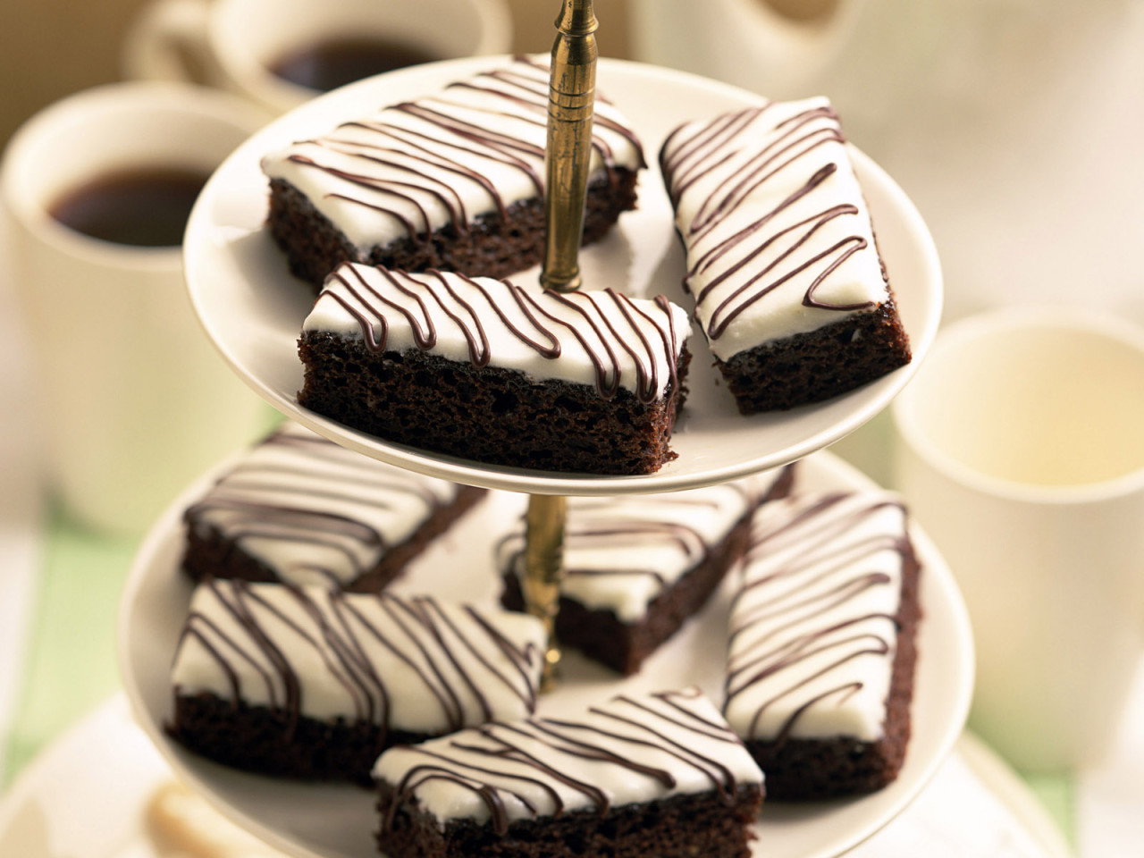 Food_Cakes_and_loaf_Chocolate_cake_011854_.jpg