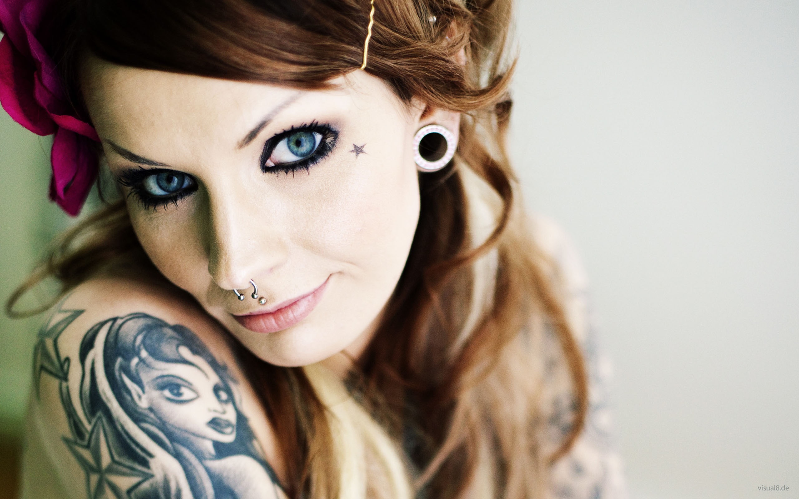 Girl With Tattoos And Piercings Wallpapers And Images Wallpapers Pictures Photos