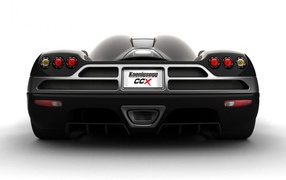 Черный спортивный Koenigsegg CCX