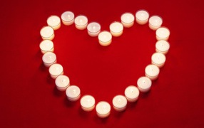 Сердце из свечей на День Влюбленных 14 февраля