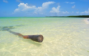 Shallow water in the resort of Cayo Ensenachos, Cuba