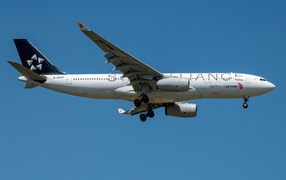 Пассажирский  Airbus A330-200 авиакомпании Air China