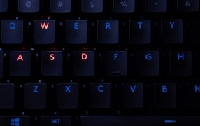 Черные клавиши клавиатуры