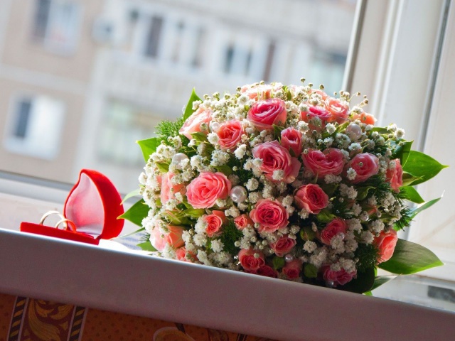 http://www.zastavki.com/pictures/640x480/2012/Holidays_Weddings_Wedding_Bouquet_032750_29.jpg