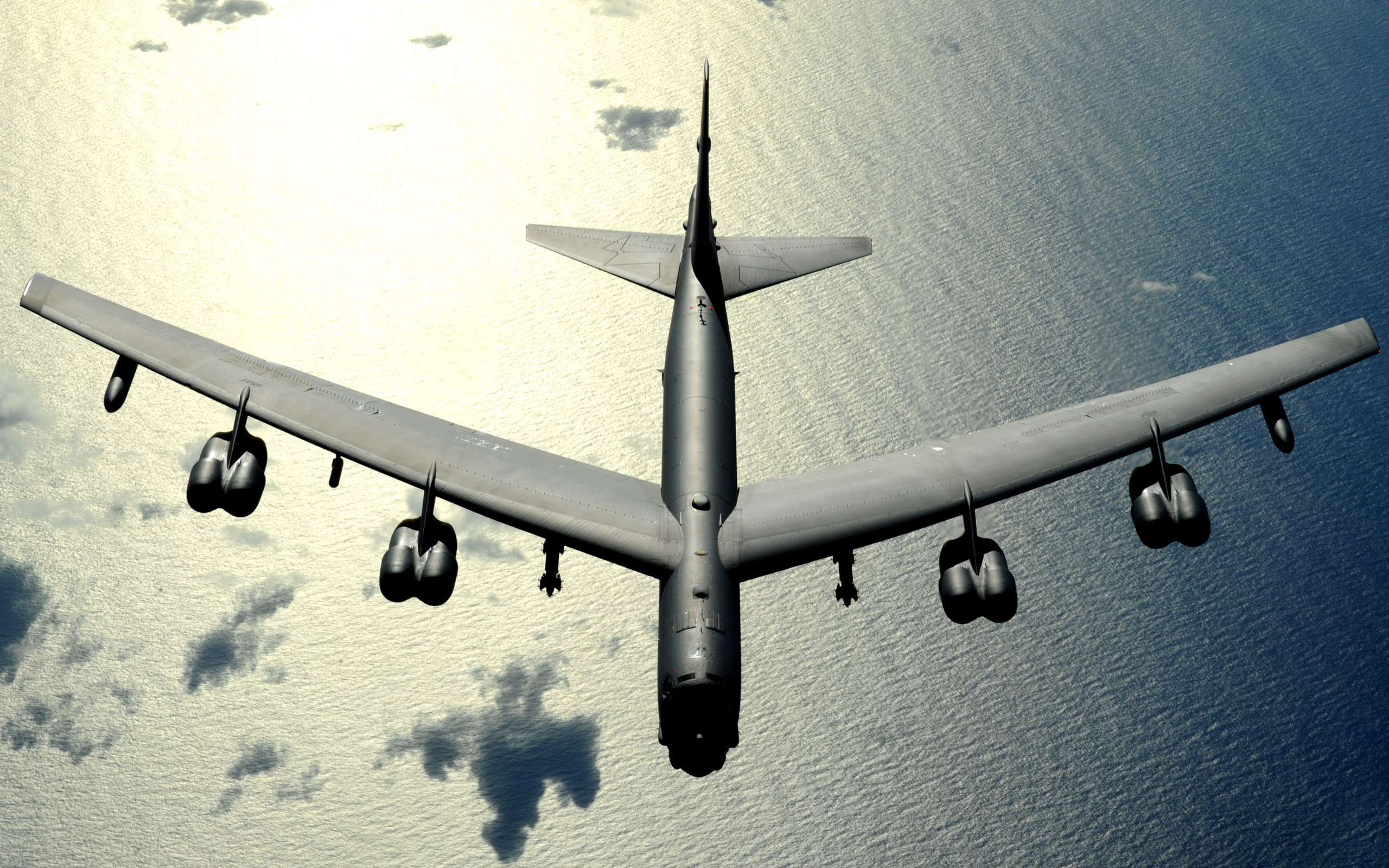 B52 Stratofortress Bomber Wallpapers And Images - Wallpapers, Pictures ...