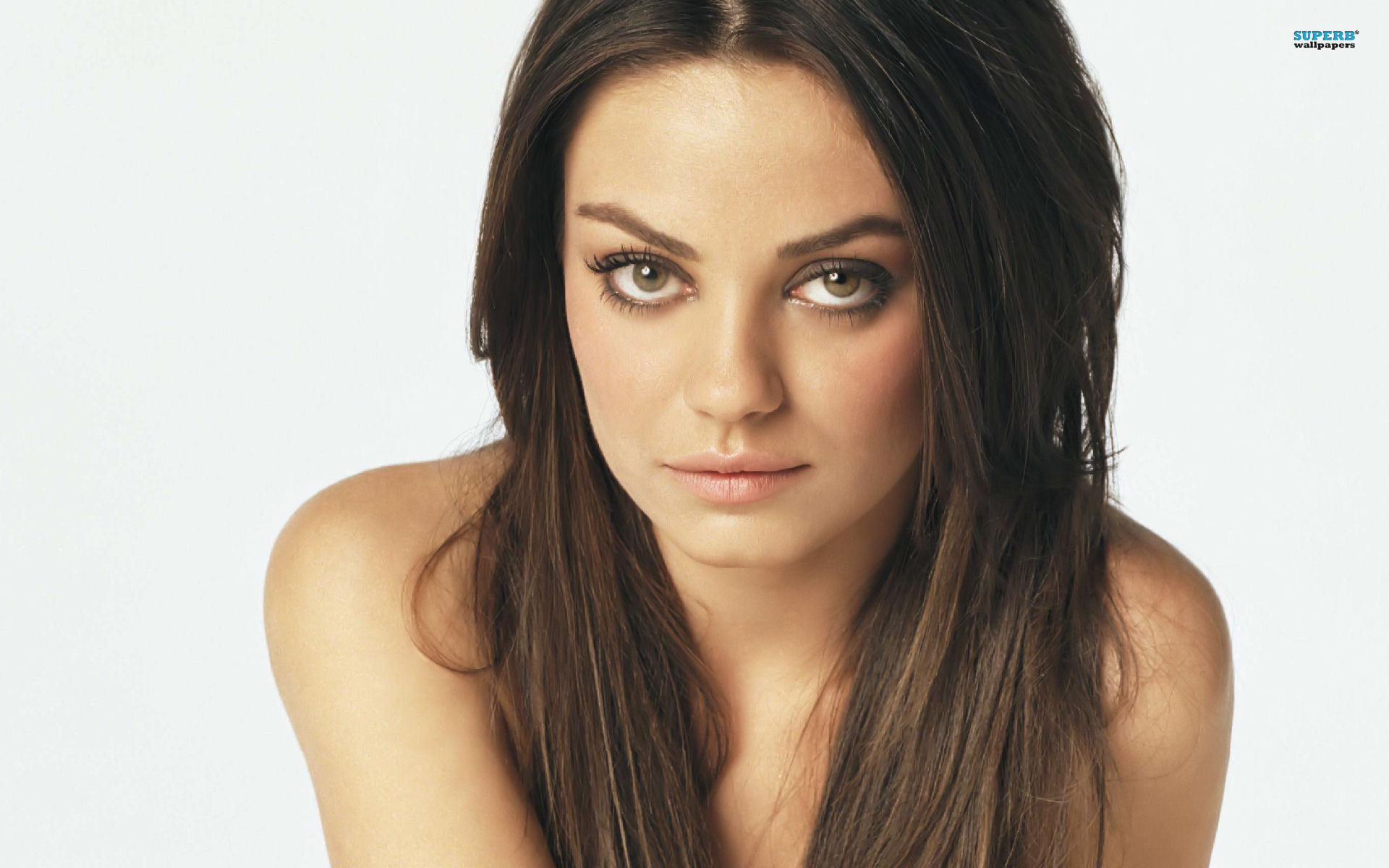 Actress Mila Kunis Wallpapers And Images Wallpapers Pictures Photos 