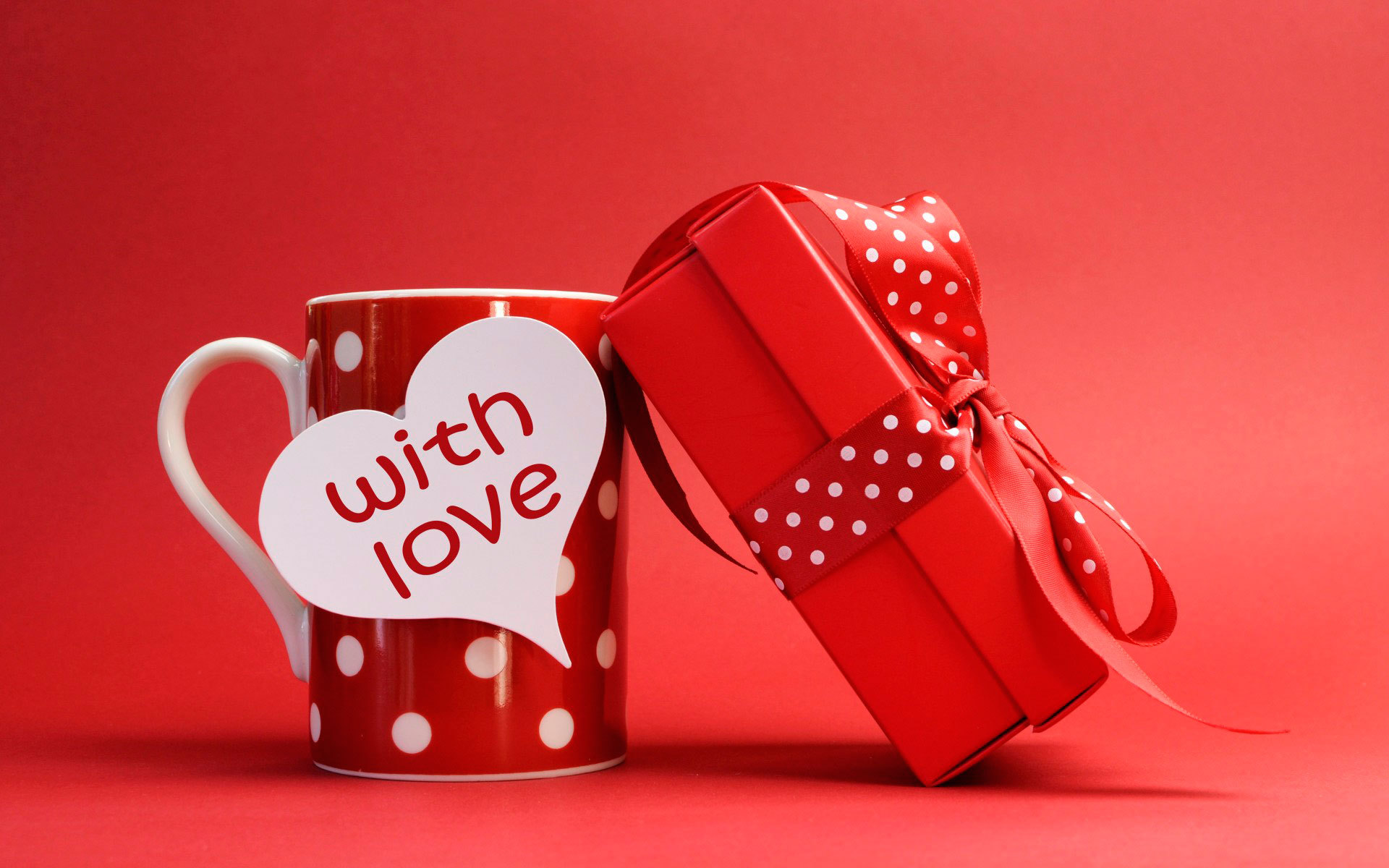 cup-with-a-gift-on-valentine-s-day-february-14-wallpapers-and-images