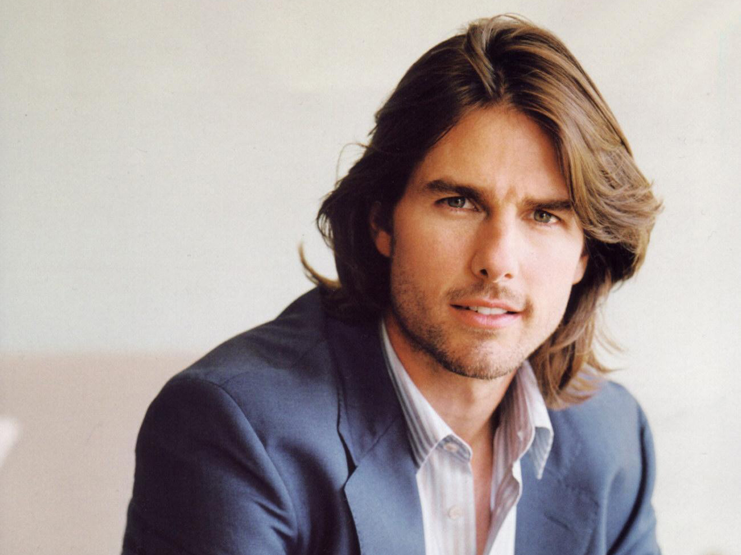 Famous movie actor Tom Cruise wallpapers and images - wallpapers