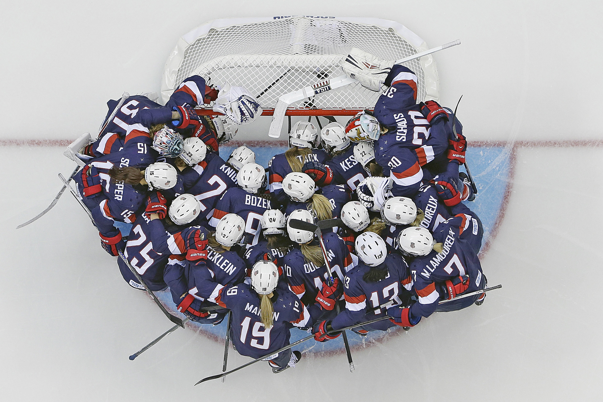 Team USA Women's hockey at the Olympics in Sochi wallpapers and images